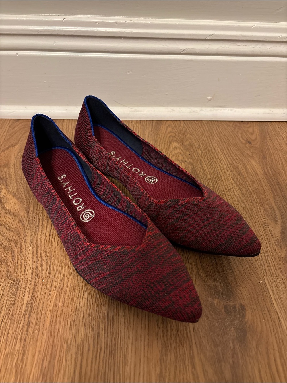 Rothy's “The Point” Pointed Knit Flats in Heathered Red Size 9.5
